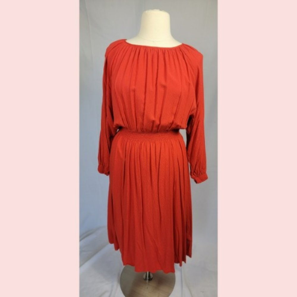 Orange/Red dress